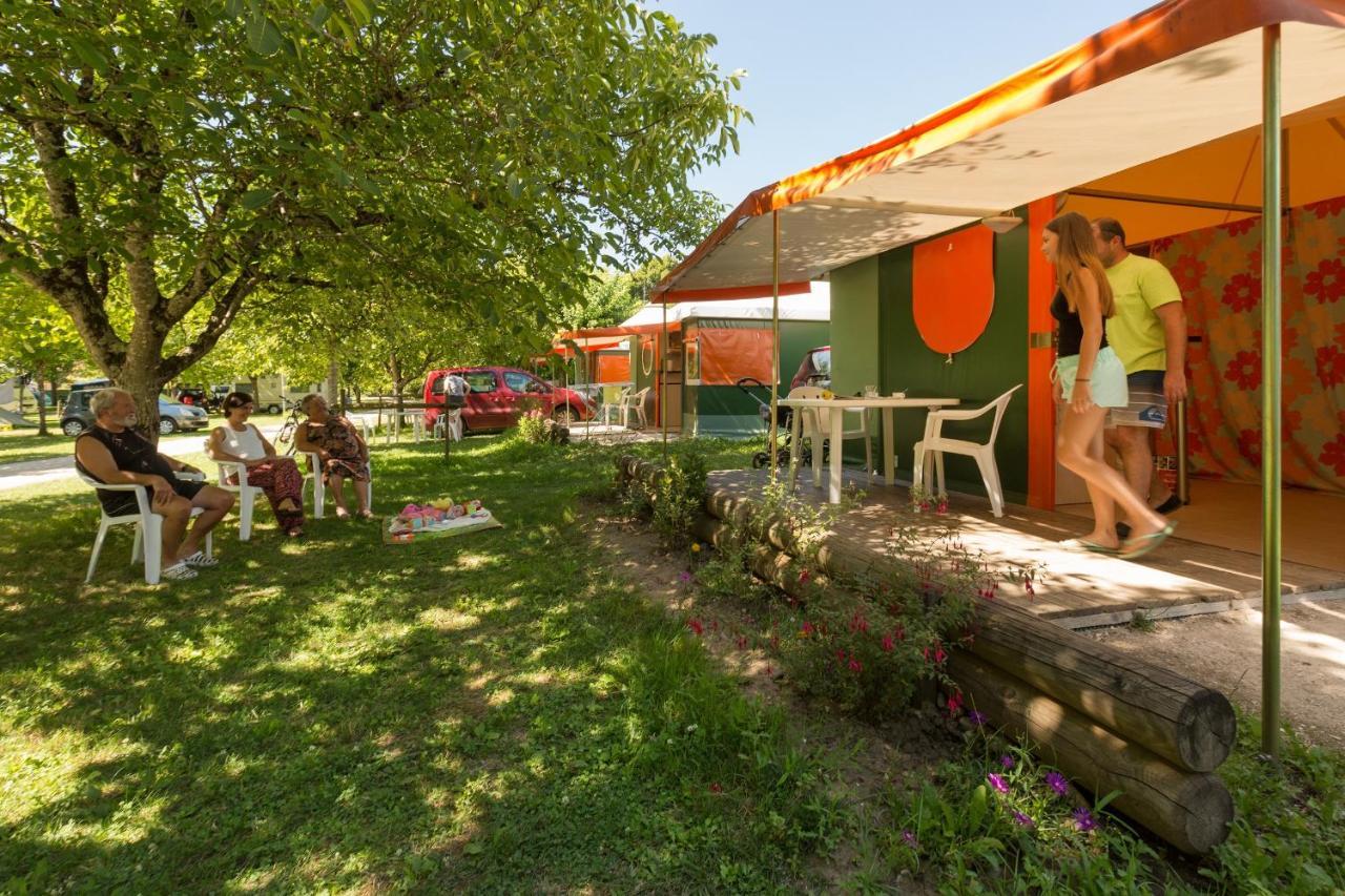 Camping La Plage Lot Vallee De La Dordogne Rocamadour Meyronne Exterior foto