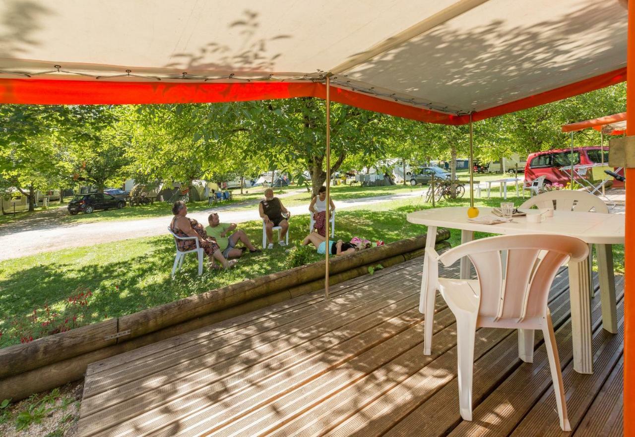 Camping La Plage Lot Vallee De La Dordogne Rocamadour Meyronne Exterior foto